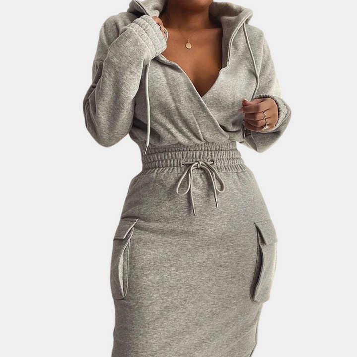 Beeba -  Robe pull élégante à capuche pour femmes